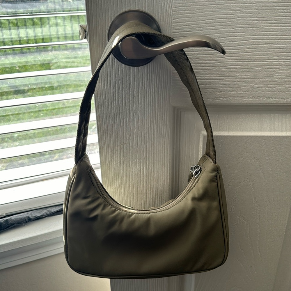 Aritzia| Sunday Best Goldie Bag| Khaki